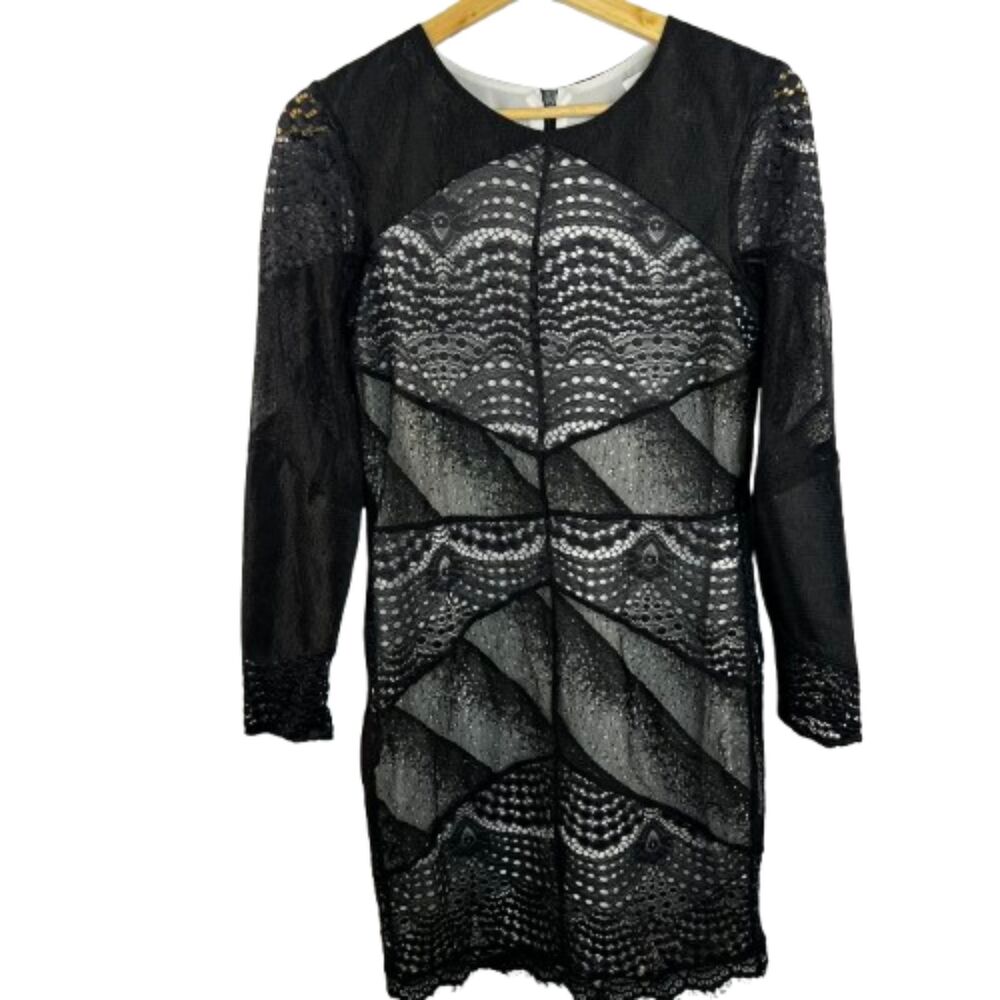 Sandro Lace Overlay Scalloped Hem Black Mini Dress Size 3/ Medium
